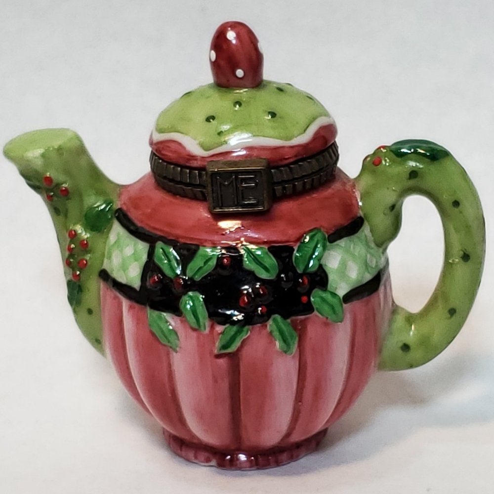 Vintage Cute Miniature Tea Pot Trinket Box. Doll House Accent, Shadowbox Piece